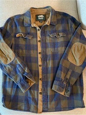 Roots Plaid Button-Up Shirt Jacket in Navy & Olive with Tan Accents